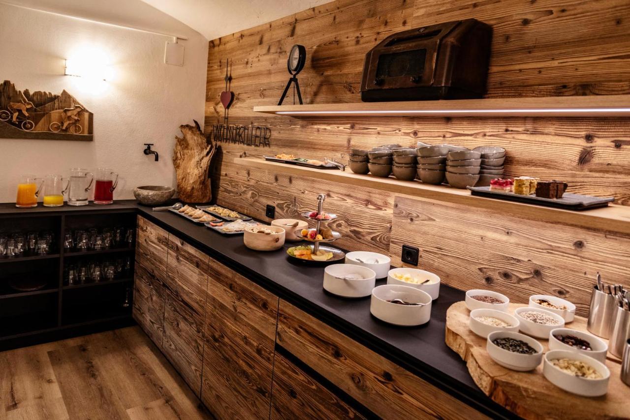 Appartement- Und Wellnesshotel Winkler Falzes Eksteriør bilde