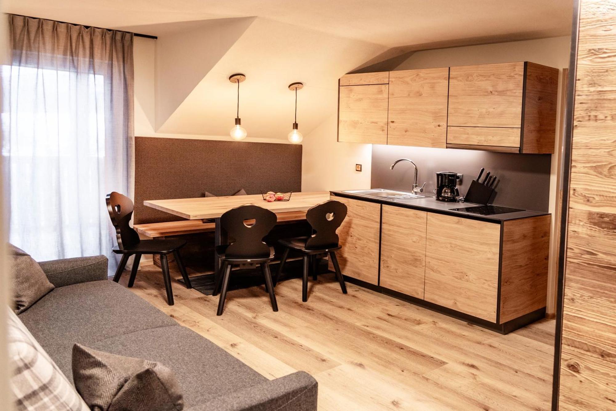 Appartement- Und Wellnesshotel Winkler Falzes Eksteriør bilde