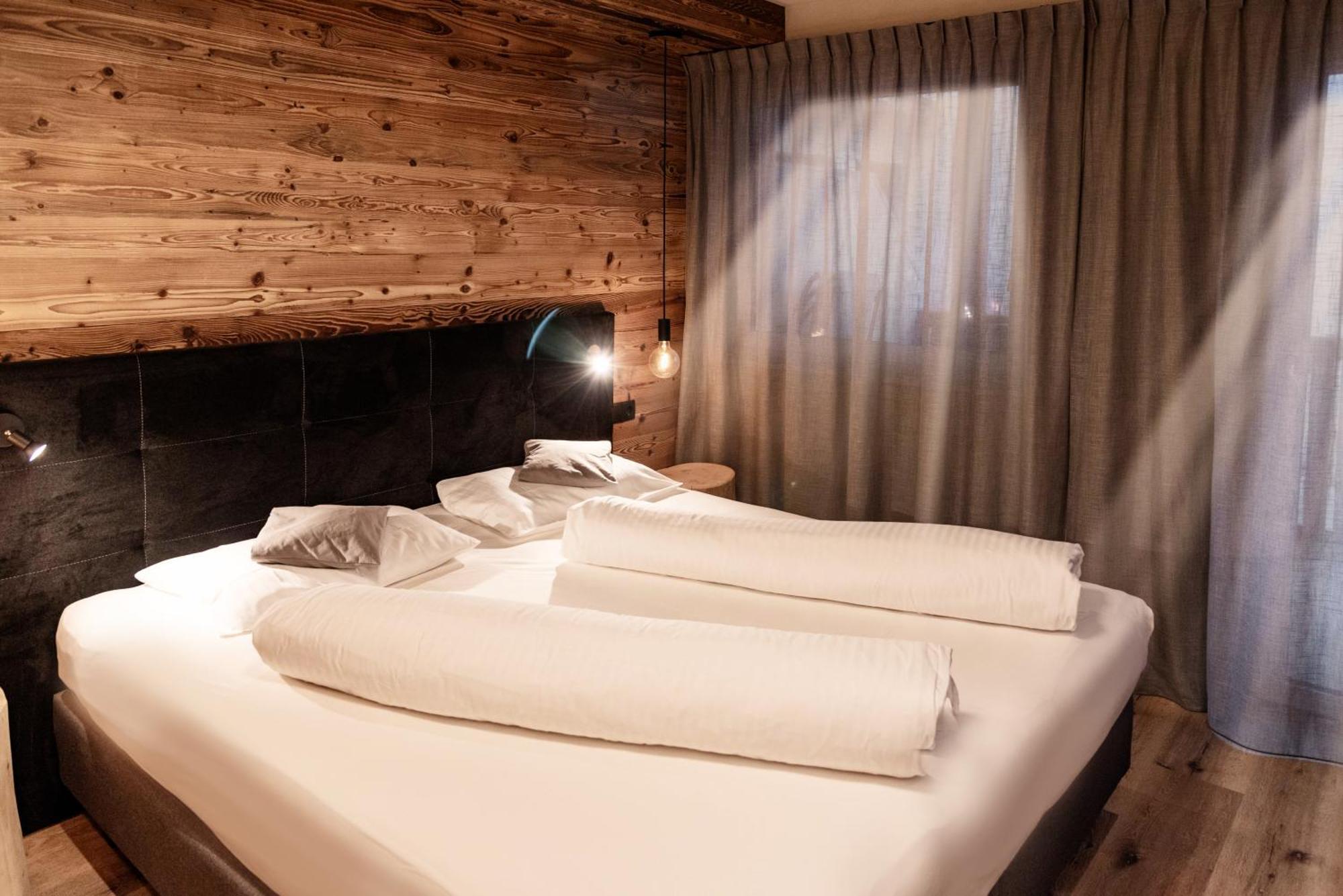 Appartement- Und Wellnesshotel Winkler Falzes Eksteriør bilde
